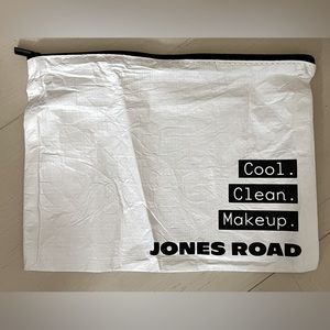 NEW Jones Road Beauty White Zipper Tyvek Makeup Bag “COOL, CLEAN, MAKEUP”